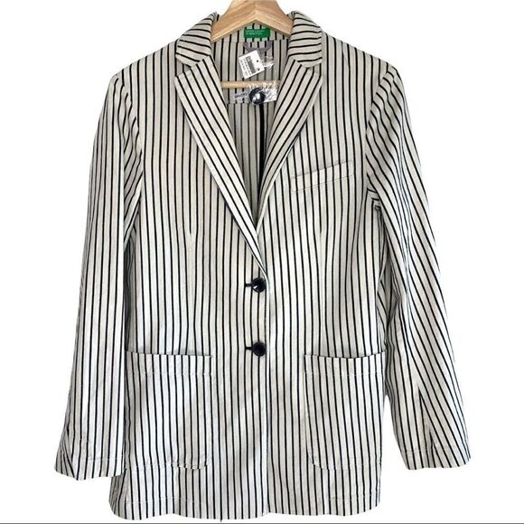 United Colors Of Benetton Jackets & Blazers - United Colours of Benetton 100% Cotton Striped Blz